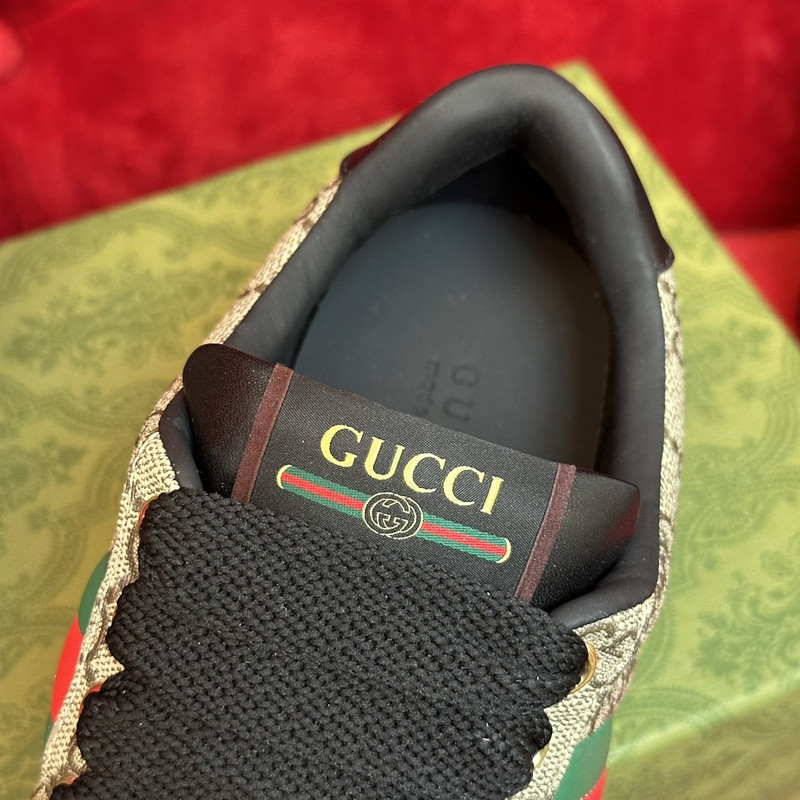 G*u*i sneaker