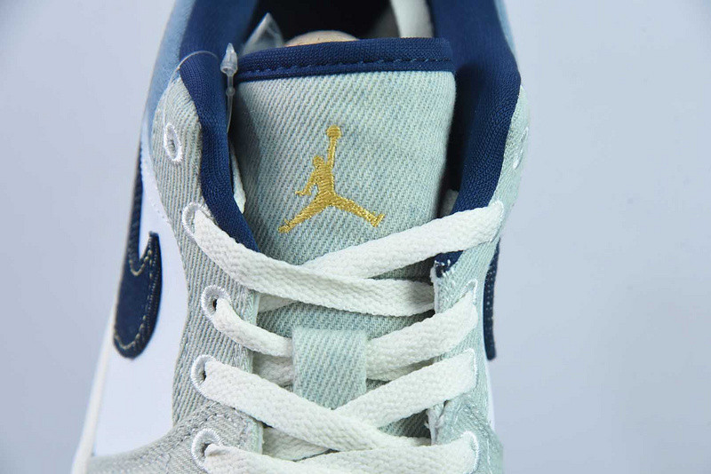 Air Jordan 1 Low SE